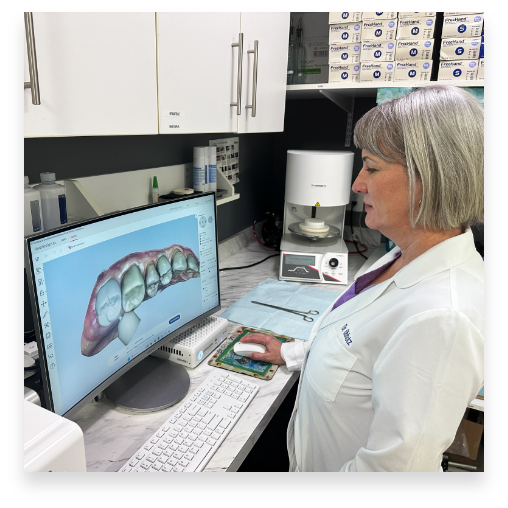 photo of Nina smiling