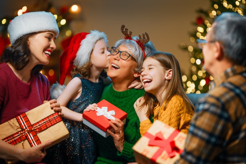 A family with good oral health during the holidays